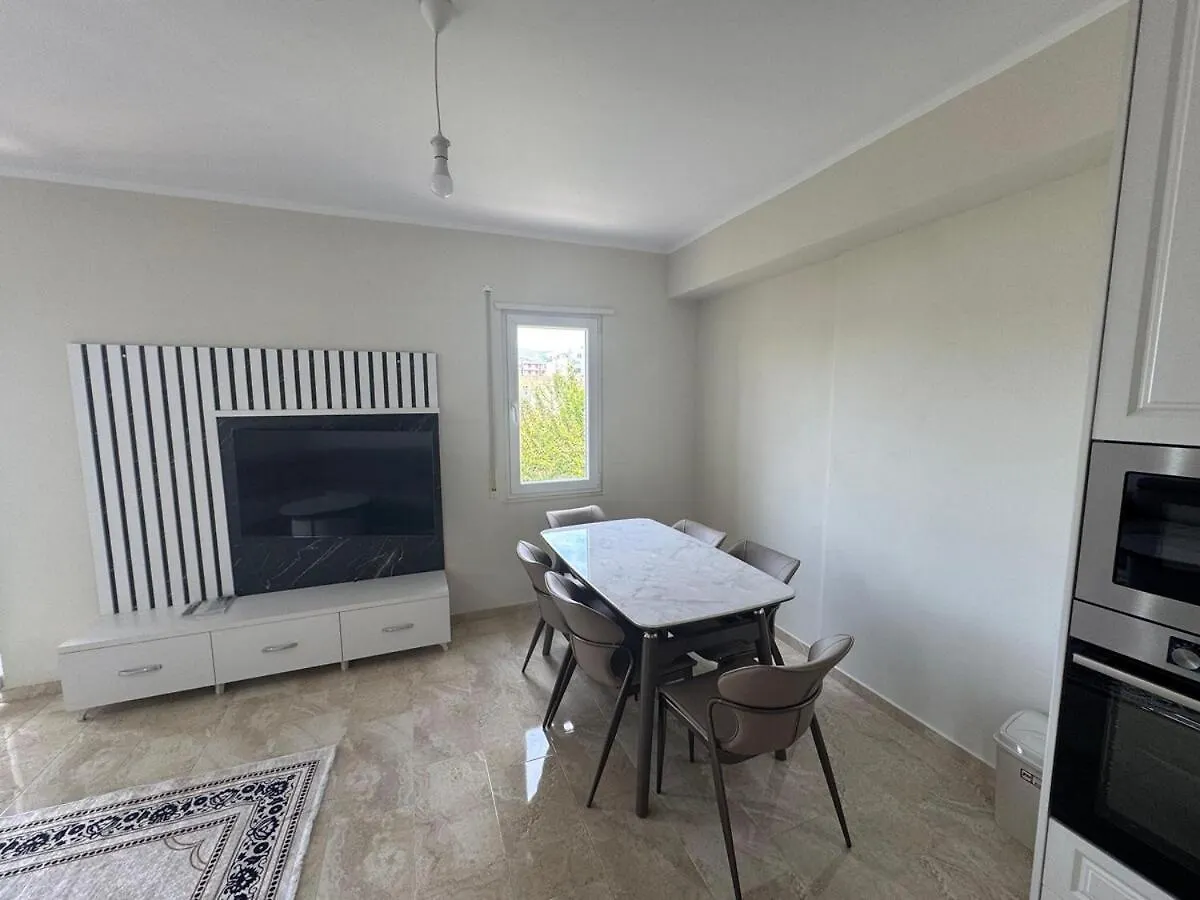 Apartment In Szkodra